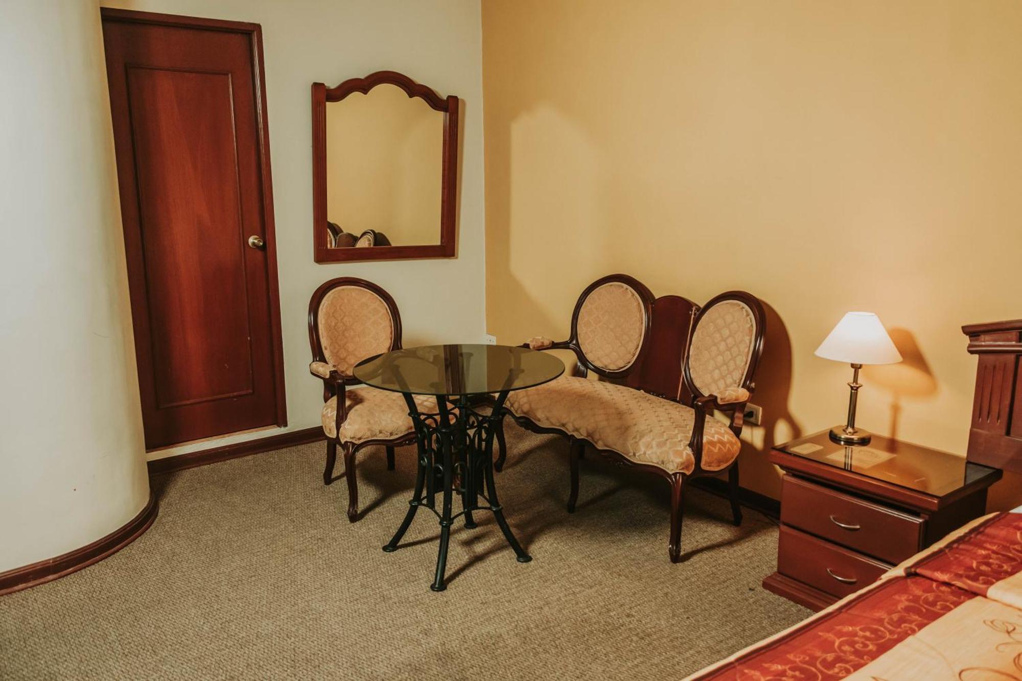 Hotel Sierra Dorada Ayacucho Kültér fotó