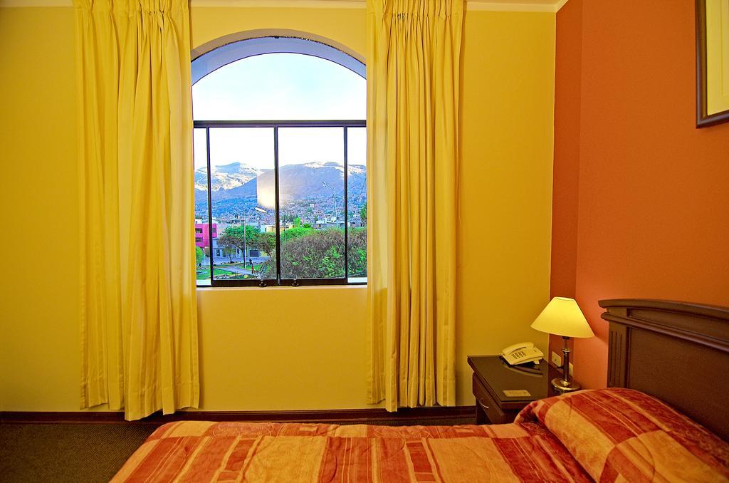 Hotel Sierra Dorada Ayacucho Szoba fotó